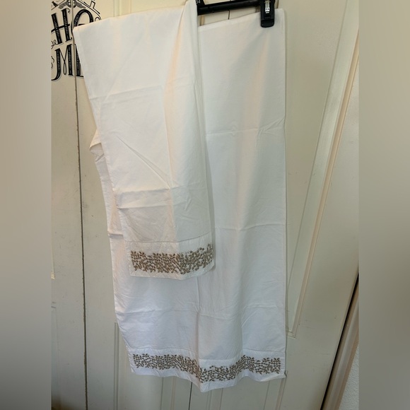 Sferra King Size Pillowcases Italy 1891 Hand Embroidered 100% Egyptian Cotton - Picture 2 of 11